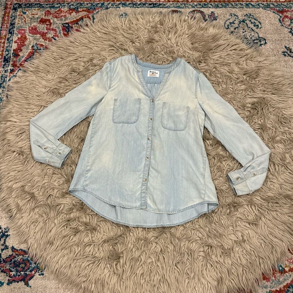 Holding Horses Chambray button down blouse XS
